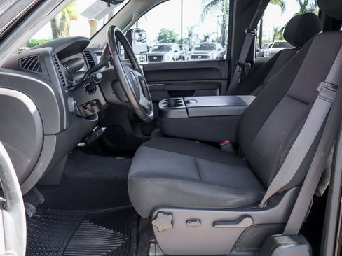 Used 2013 Chevrolet Silverado 1500 LT image 17