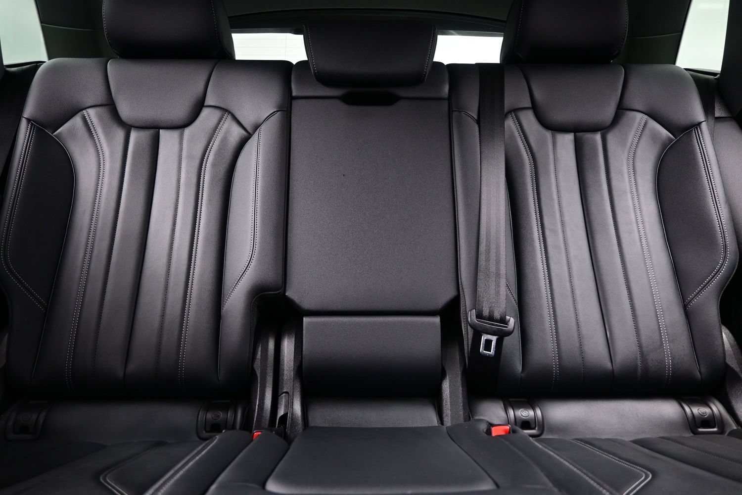 Used 2024 Audi Q5 e Premium Plus AWD/4WD image 17