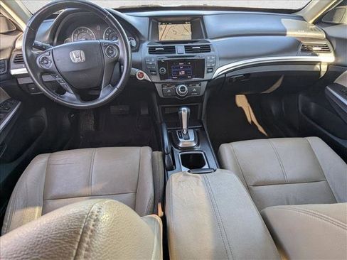 Used 2015 Honda Crosstour EX-L image 17