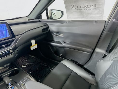 New 2026 Lexus UX 300h AWD w/ Accessory Package (2T) image 23