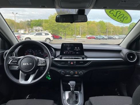 Used 2023 Kia Forte LXS FWD image 13