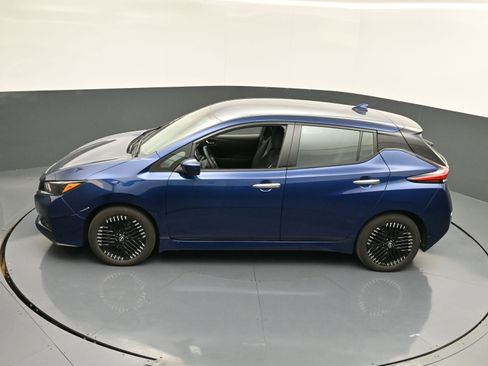 Used 2024 Nissan Leaf SV Plus image 31