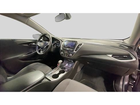 Used 2021 Chevrolet Malibu RS FWD image 18