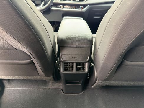 Certified 2026 Chevrolet Equinox LT FWD image 14