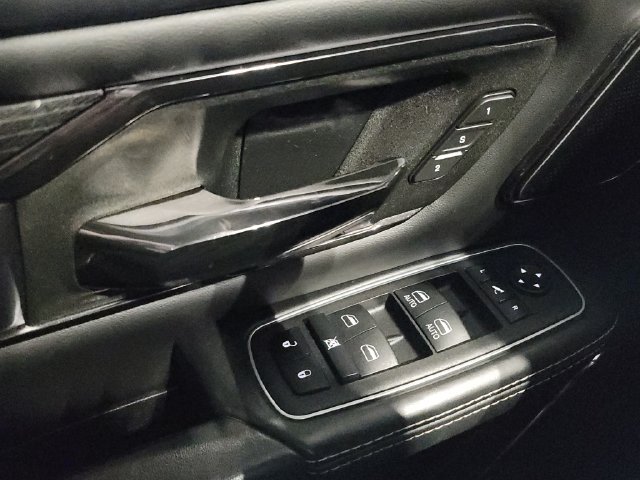Used 2023 RAM 1500 Limited AWD/4WD image 23