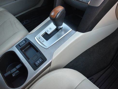 Used 2013 Subaru Outback 2.5i Limited image 23