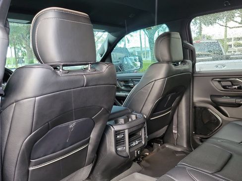 Used 2024 RAM 1500 Limited AWD/4WD image 9