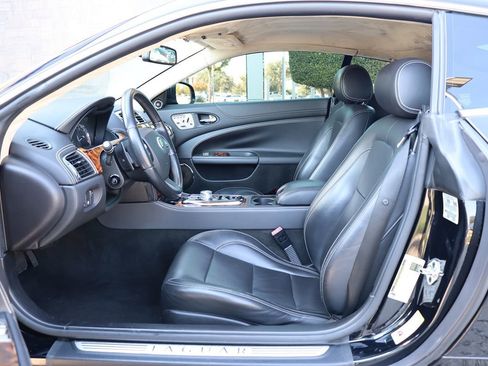 Used 2011 Jaguar XK Coupe image 31