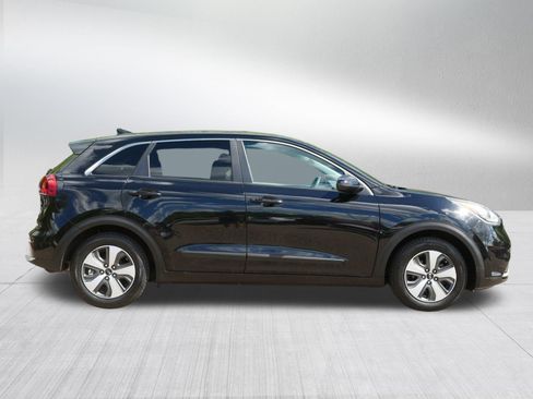 Used 2018 Kia Niro FE FWD image 8