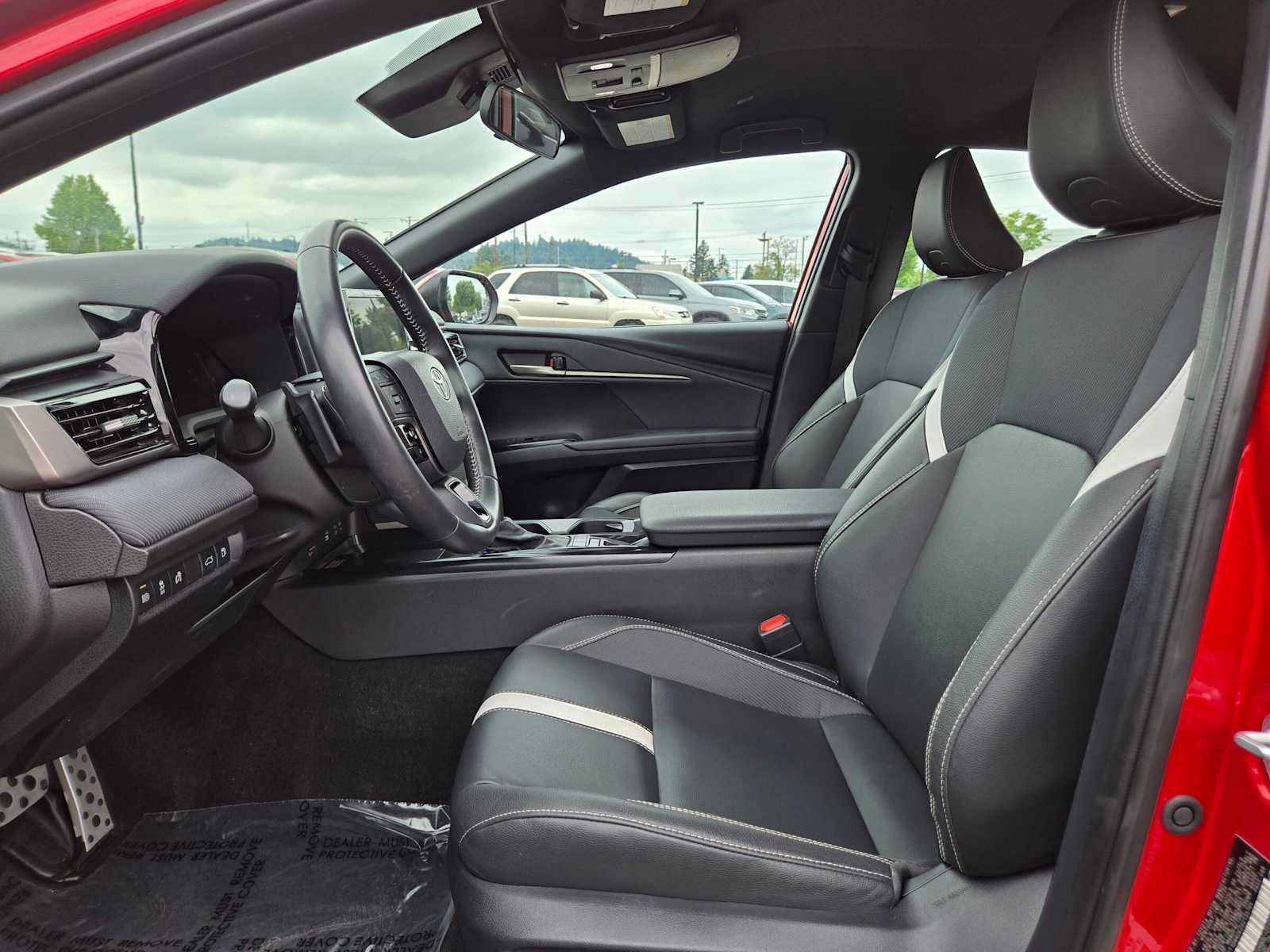 Certified 2025 Toyota Camry SE FWD image 22