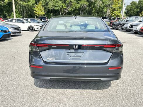 Used 2025 Honda Accord SE image 5