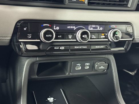 Certified 2025 Honda Pilot EX-L image 21