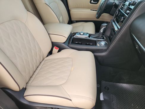 Used 2022 Nissan Armada Platinum w/ Captain's Chairs Package RWD image 15