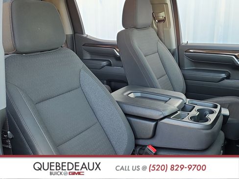 Used 2024 Chevrolet Silverado 1500 RST w/ Z71 Off-Road Package image 32