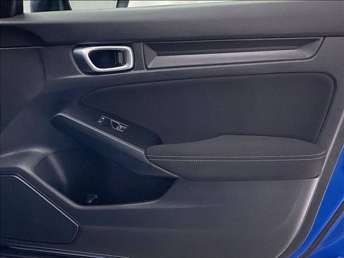 Used 2023 Honda Civic LX image 12