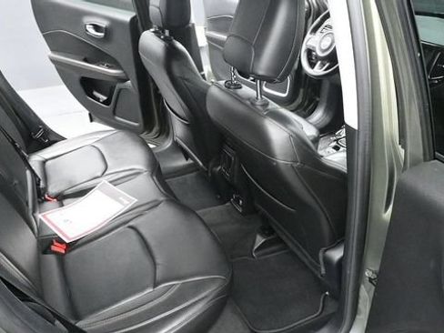 Used 2018 Jeep Compass Limited AWD/4WD image 20