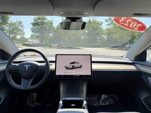 Used 2023 Tesla Model 3 Standard Range RWD image 32