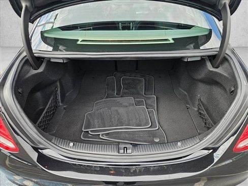 Used 2017 Mercedes-Benz C 300 Sedan image 6