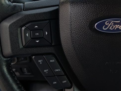 Used 2018 Ford F150 XLT w/ Equipment Group 302A Luxury image 22