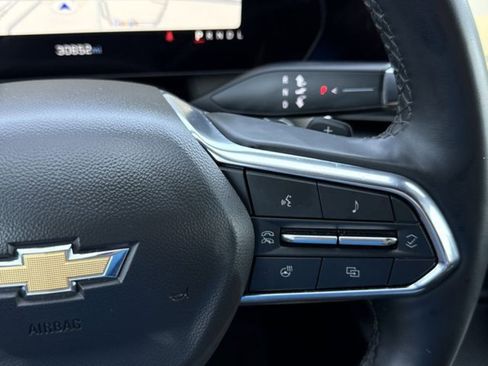 Used 2025 Chevrolet Equinox LT w/ Convenience Package II FWD image 29