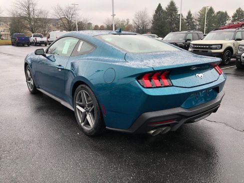 New 2026 Ford Mustang Coupe image 3