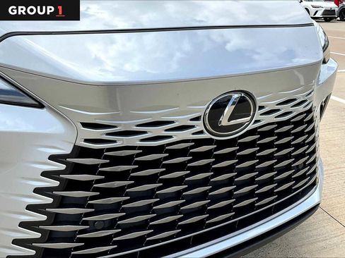 Certified 2023 Lexus RX 350h w/ Accessory Package (Z1) AWD/4WD image 30