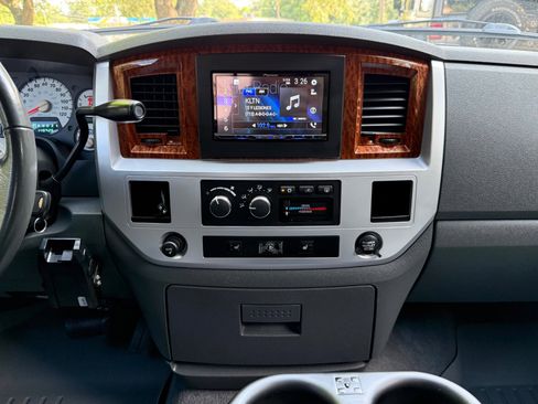Used 2007 Dodge Ram 3500 Truck Laramie RWD image 27