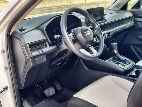 Used 2024 Honda CR-V EX image 3