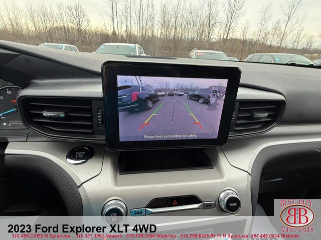 Used 2023 Ford Explorer XLT AWD/4WD image 34