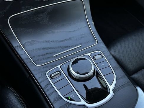 Used 2019 Mercedes-Benz C 300 Sedan image 23