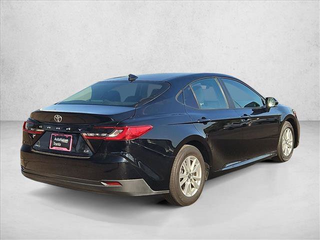 Used 2025 Toyota Camry LE FWD image 5