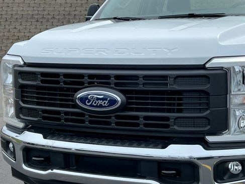 New 2026 Ford F250 XL w/ XL Off-Road Package AWD/4WD image 32