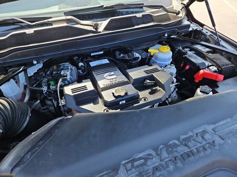 Used 2024 RAM 3500 Laramie w/ Night Edition image 23