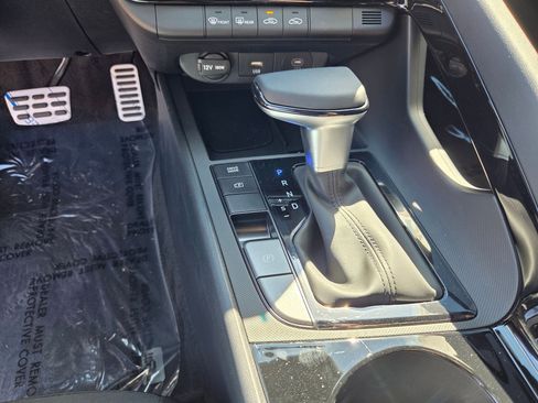 New 2025 Hyundai Elantra SEL image 10