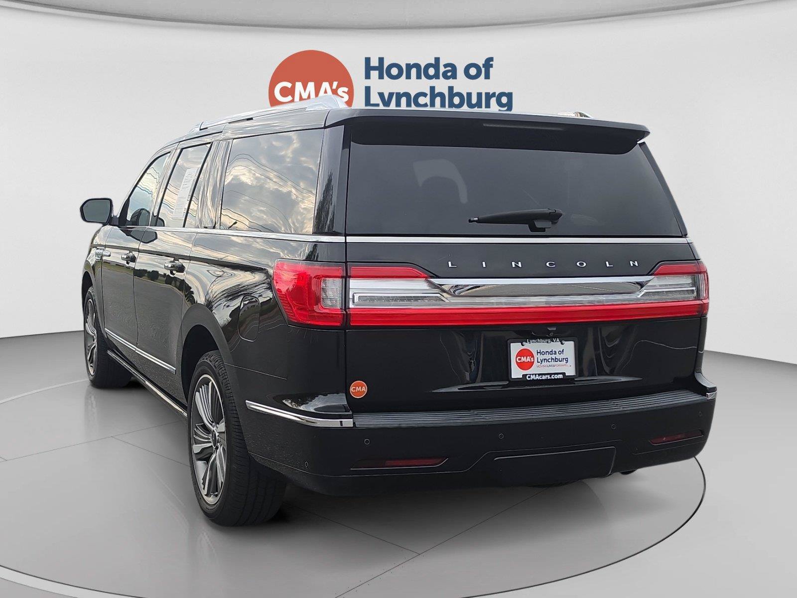 Used 2019 Lincoln Navigator L Reserve AWD/4WD image 3