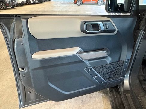 Used 2023 Ford Bronco Wildtrak AWD/4WD image 18
