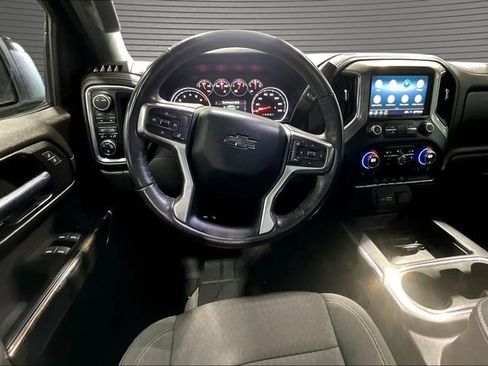 Used 2022 Chevrolet Silverado 1500 RST AWD/4WD image 9