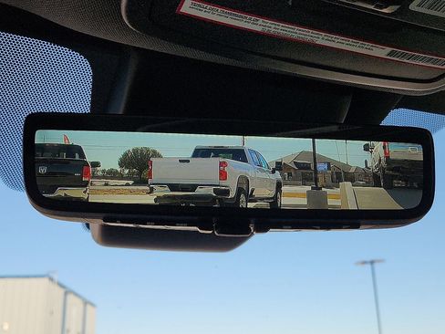 Used 2023 Toyota Sienna Platinum image 10