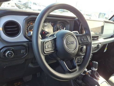 New 2026 Jeep Gladiator Sport image 6