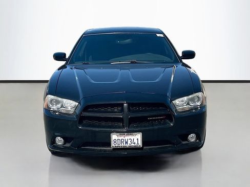 Used 2014 Dodge Charger R/T w/ Blacktop Package RWD image 2