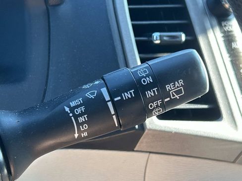 Used 2013 Toyota Venza LE w/ LE Convenience Pkg FWD image 31