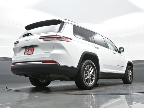Used 2025 Jeep Grand Cherokee L Laredo w/ Trailer Tow Package AWD/4WD image 32