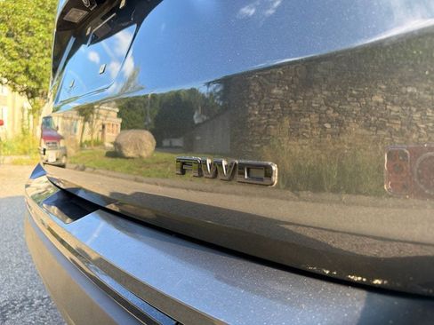 Used 2020 GMC Terrain SLT w/ Preferred Package AWD/4WD image 10