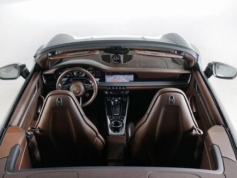 Used 2021 Porsche 911 Carrera S image 18