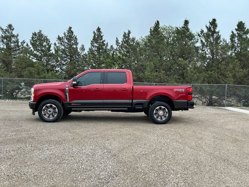 Used 2024 Ford F250 King Ranch AWD/4WD image 3