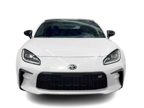 Used 2024 Toyota GR86 RWD image 6