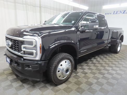 Used 2025 Ford F450 Platinum image 6