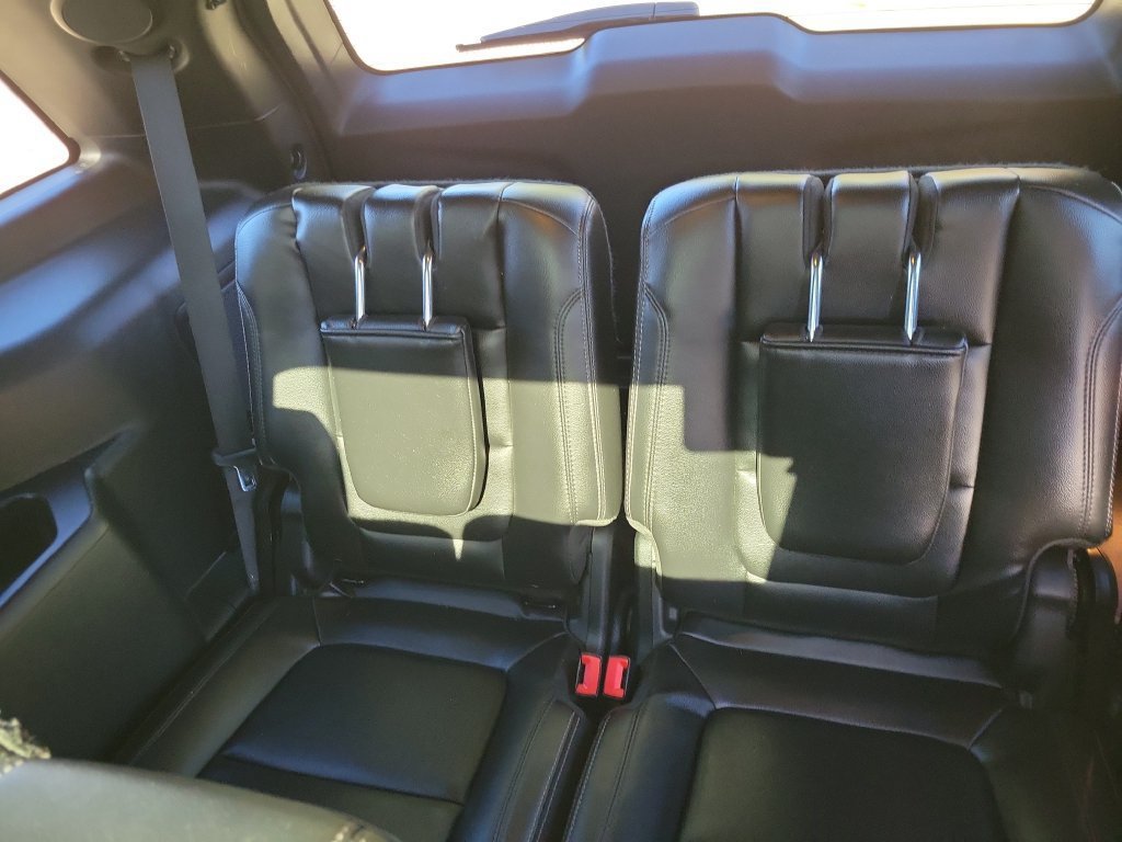 Used 2017 Ford Explorer Limited AWD/4WD image 13