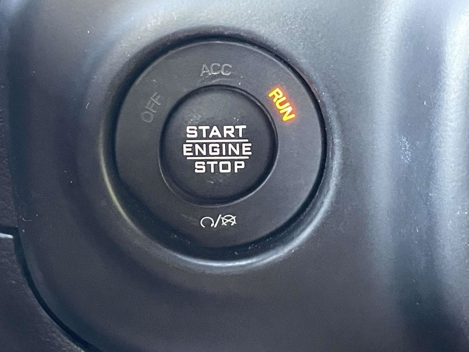 Used 2019 Jeep Wrangler Unlimited Sahara AWD/4WD image 26