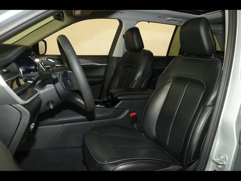 Used 2022 Jeep Grand Cherokee Limited 4xe w/ Luxury Tech Group II AWD/4WD image 27